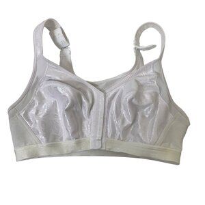 Vintage Playtex 18 Hour Front Close Bra in White - Size 36D